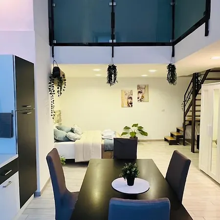 Lucrezia's Apartment *