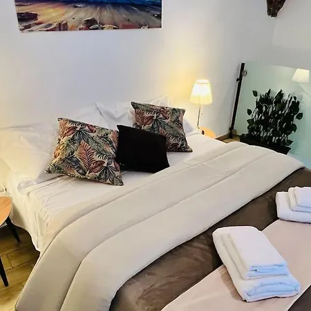 Apartment Lucrezia's *